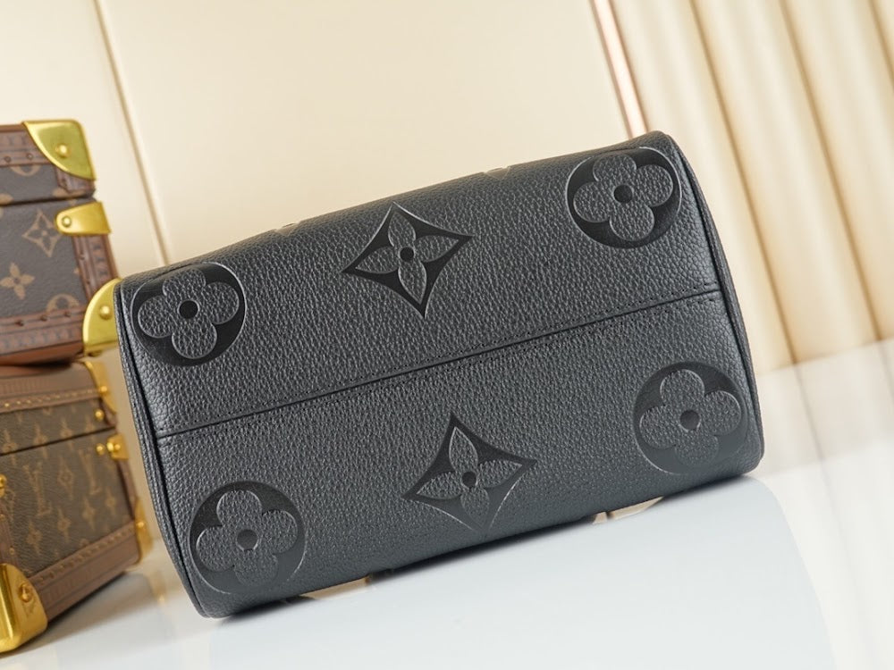 Anum Bags ln Luxury Bag --60476