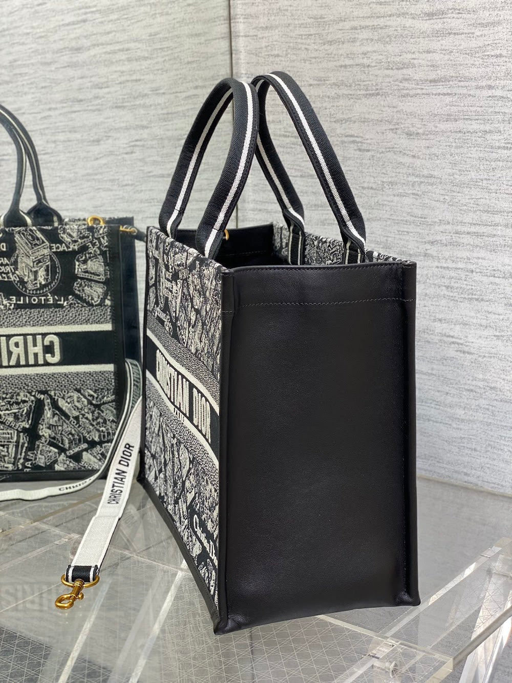 new-luxury-designer-bags-nm16043