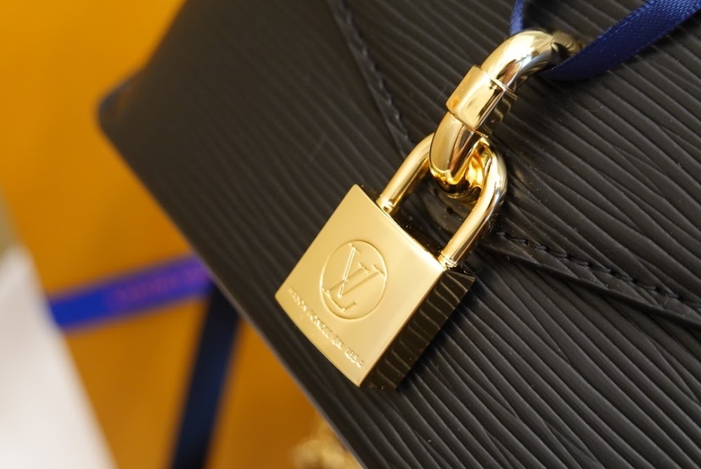 Anum Bags ln Luxury Bag --60180