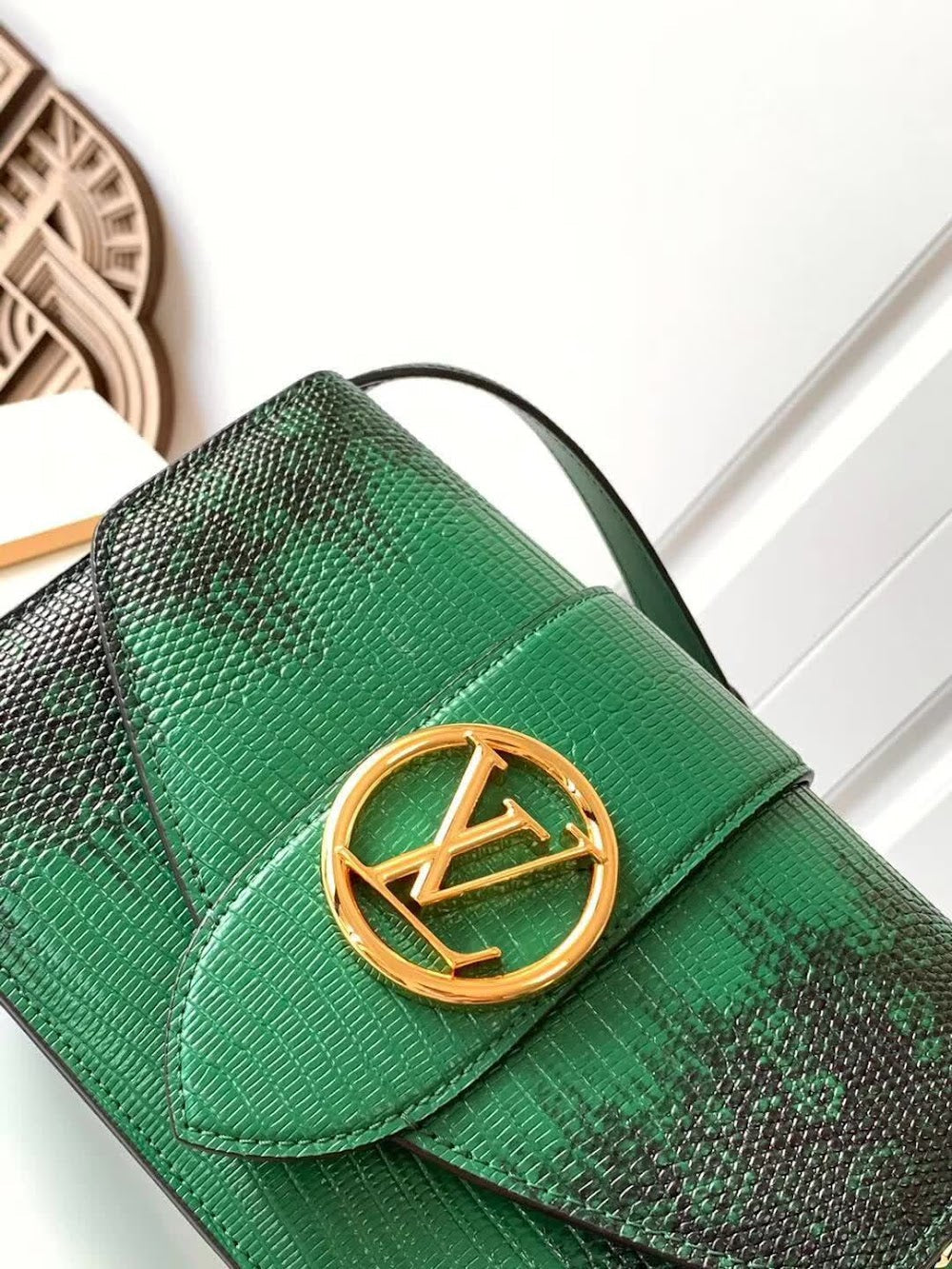 Anum Bags ln Luxury Bag --56008