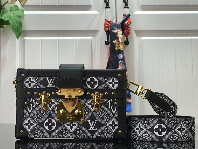 Anum Bags ln Luxury Bag --59365