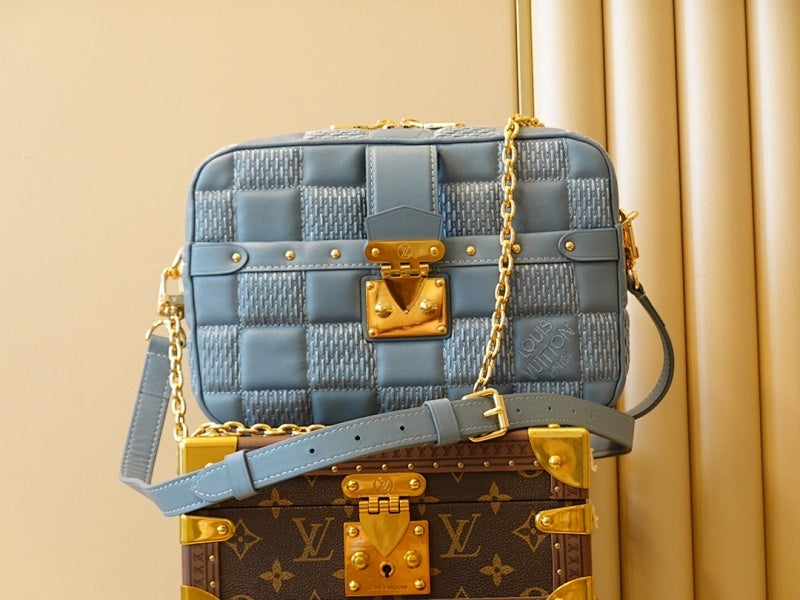 Anum Bags ln Luxury Bag --60276