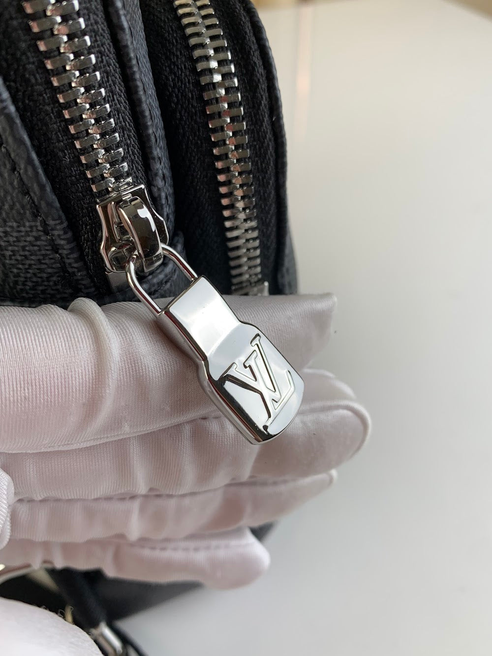 Anum Bags ln Luxury Bag --60882