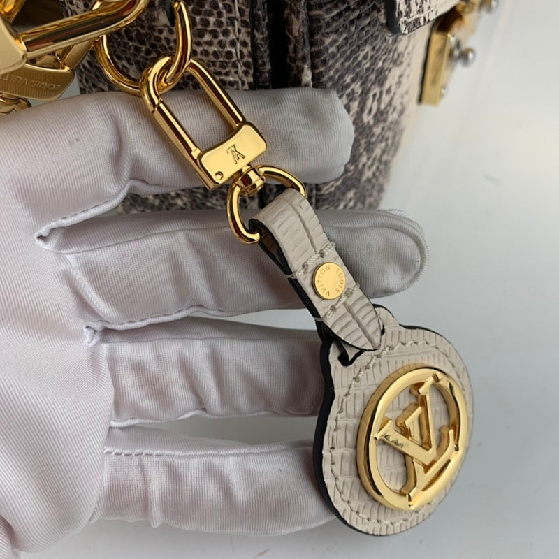 Anum Bags ln Luxury Bag --60816