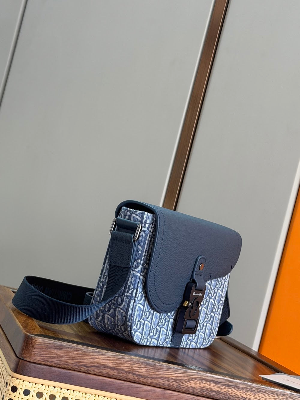 new-designer-premium-bags-nm15942