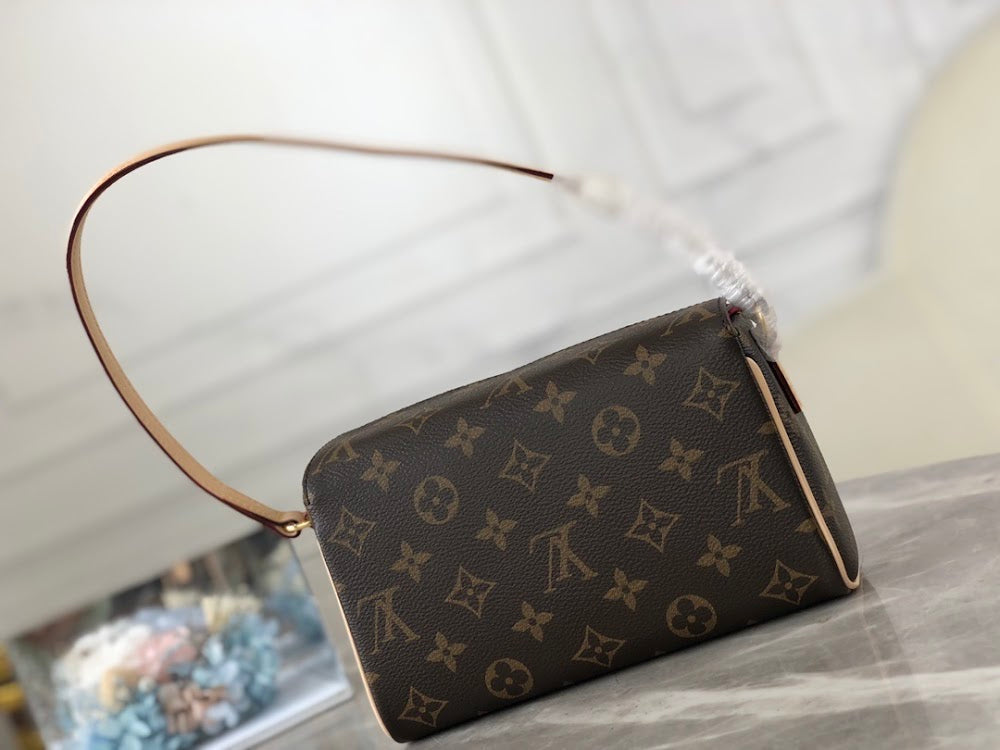 Anum Bags ln Luxury Bag --60042