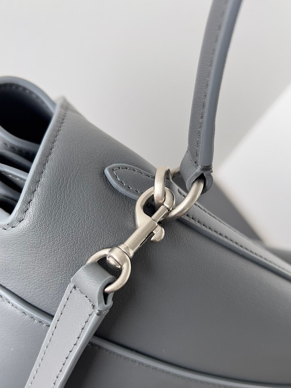 Ezyycart Bags Balenciaga Luxury Bag --111591