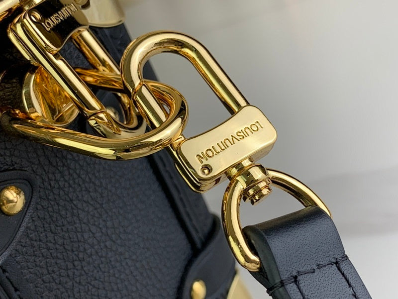Anum Bags ln Luxury Bag --58720