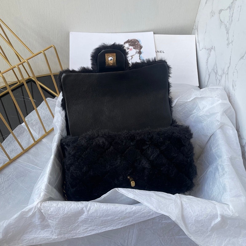 new-luxury-designer-bags-nm9895