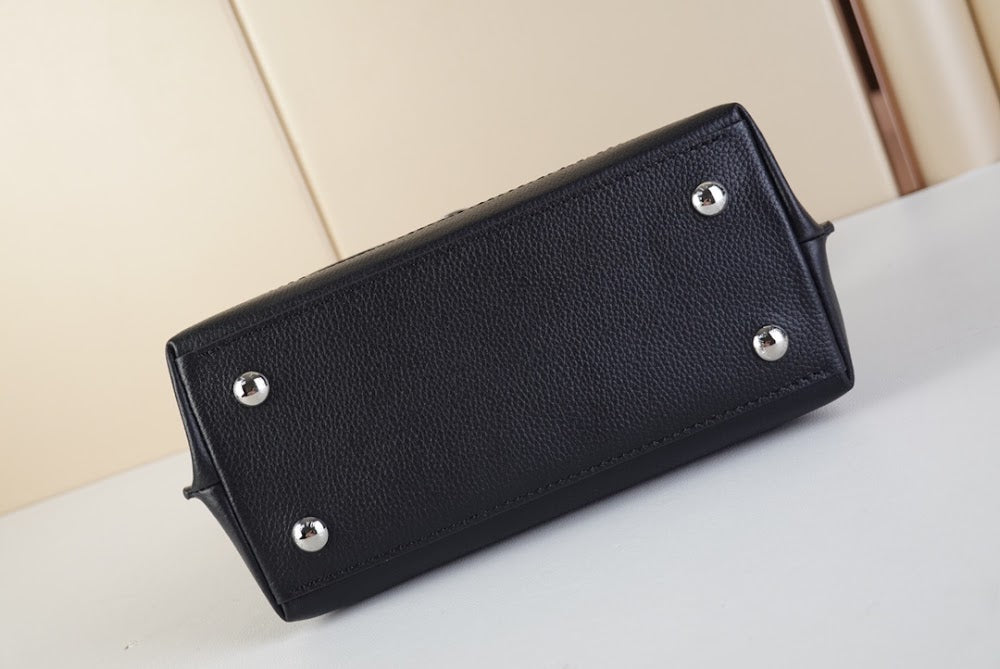 Anum Bags ln Luxury Bag --56365