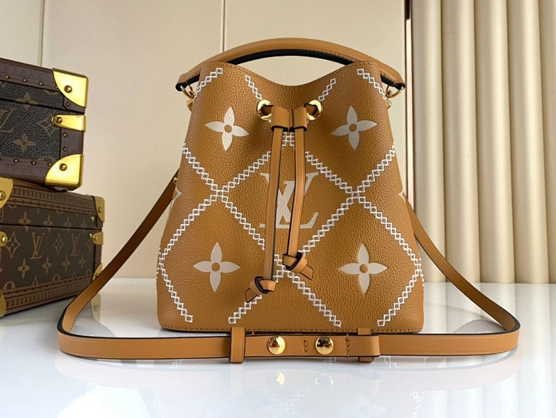 Anum Bags ln Luxury Bag --56843