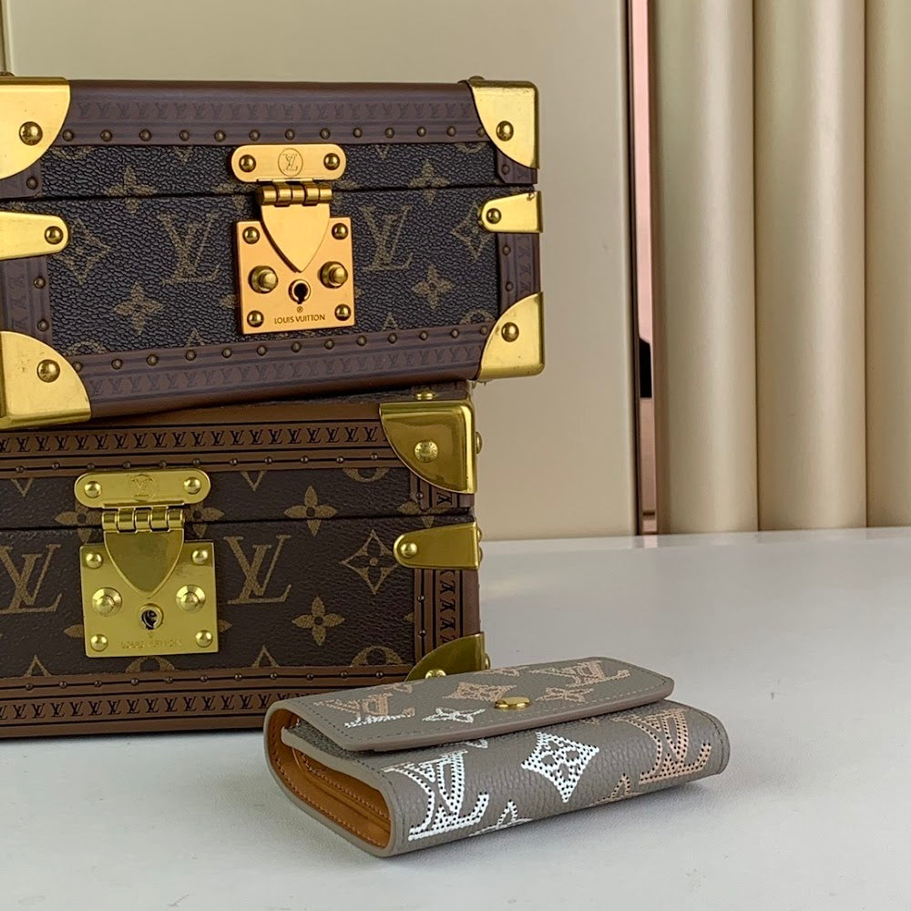 Anum Bags ln Luxury Bag --58649