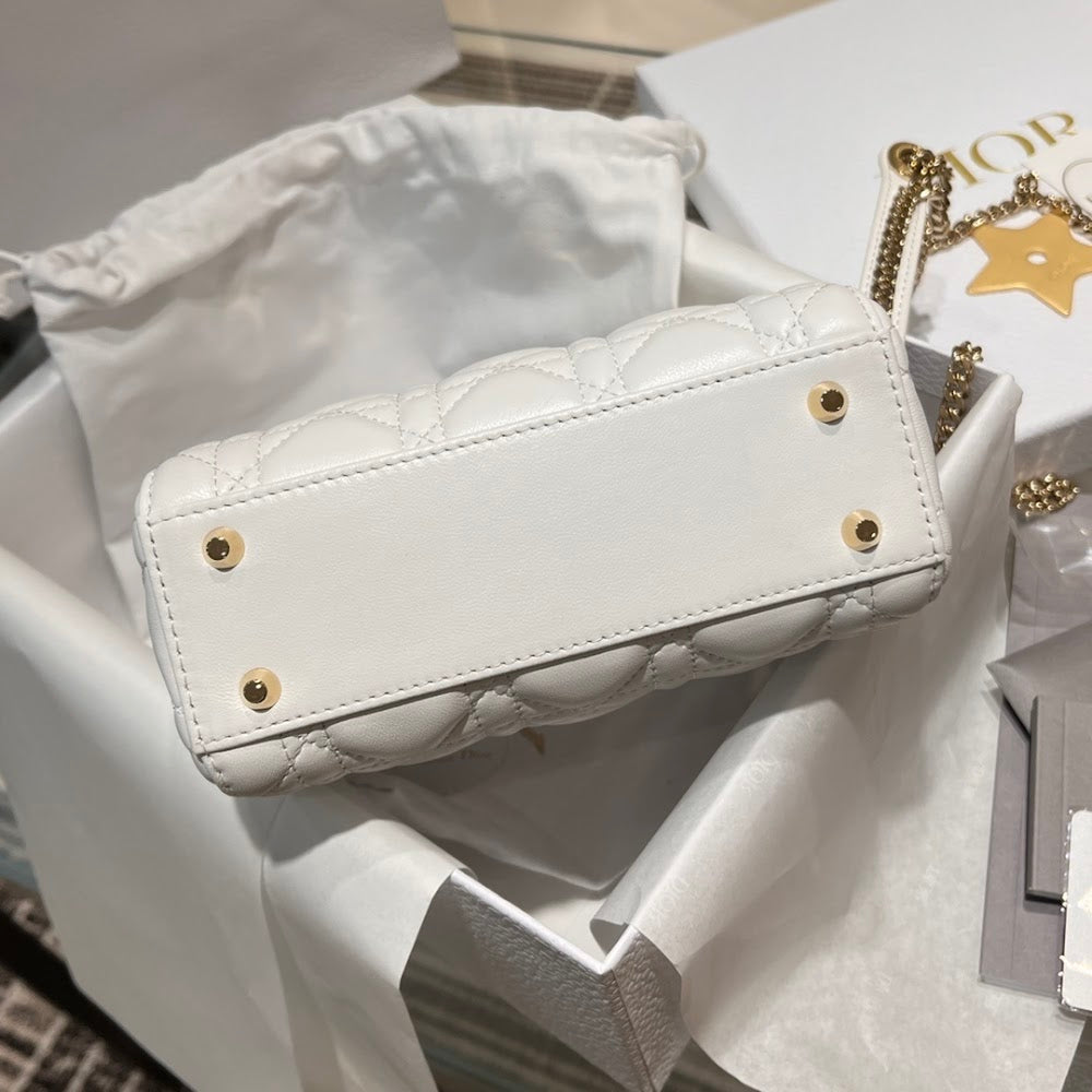 new-luxury-designer-bags-nm16169