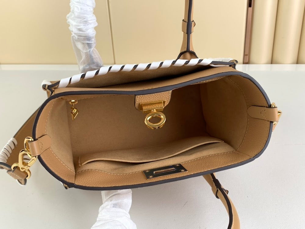 Anum Bags ln Luxury Bag --56298