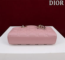 new-luxury-designer-bags-nm7364