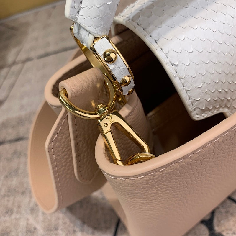 Anum Bags ln Luxury Bag --60342