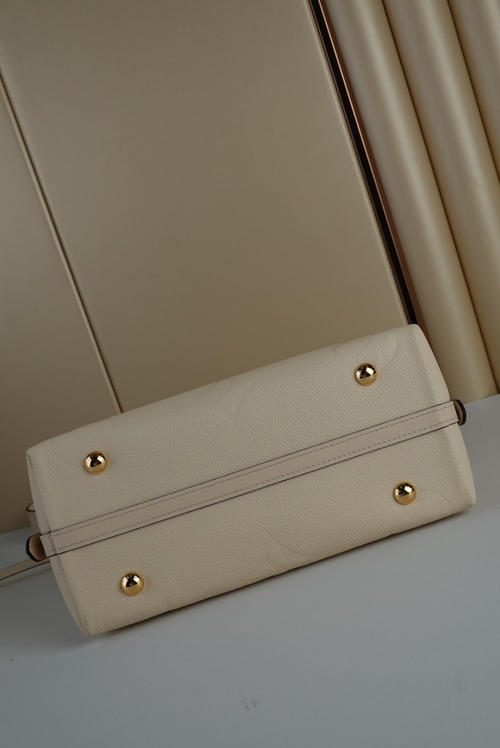 Anum Bags ln Luxury Bag --58971