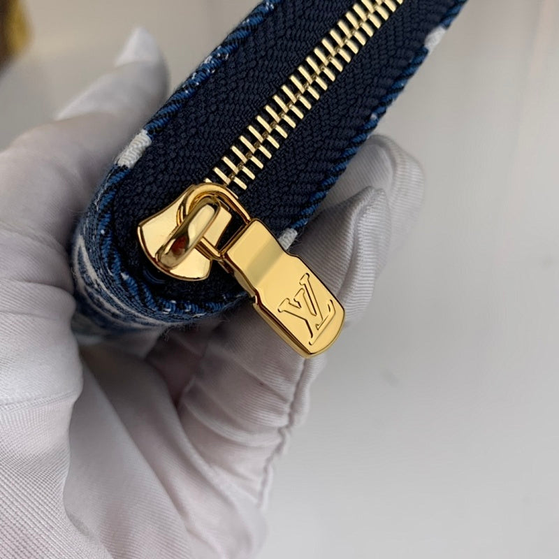 Anum Bags ln Luxury Bag --60837