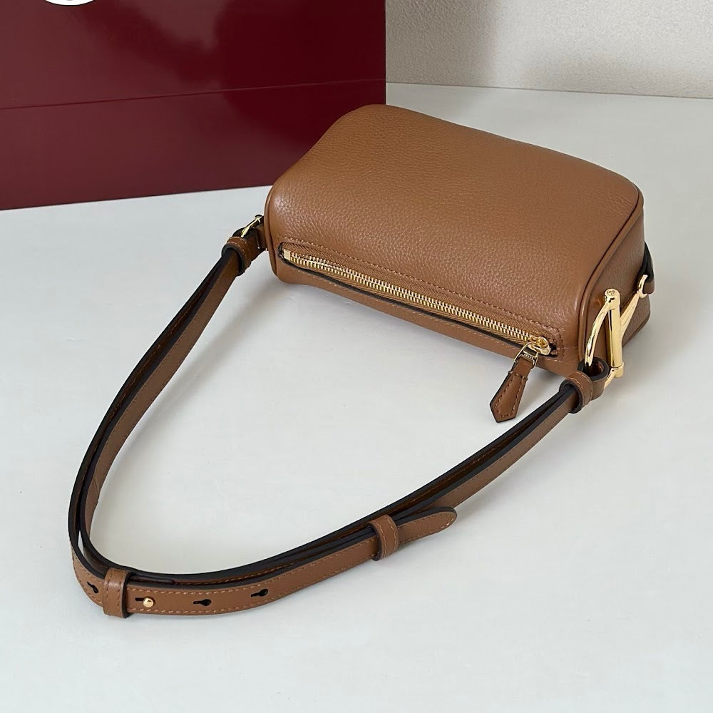 new-luxury-designer-bags-nm17988