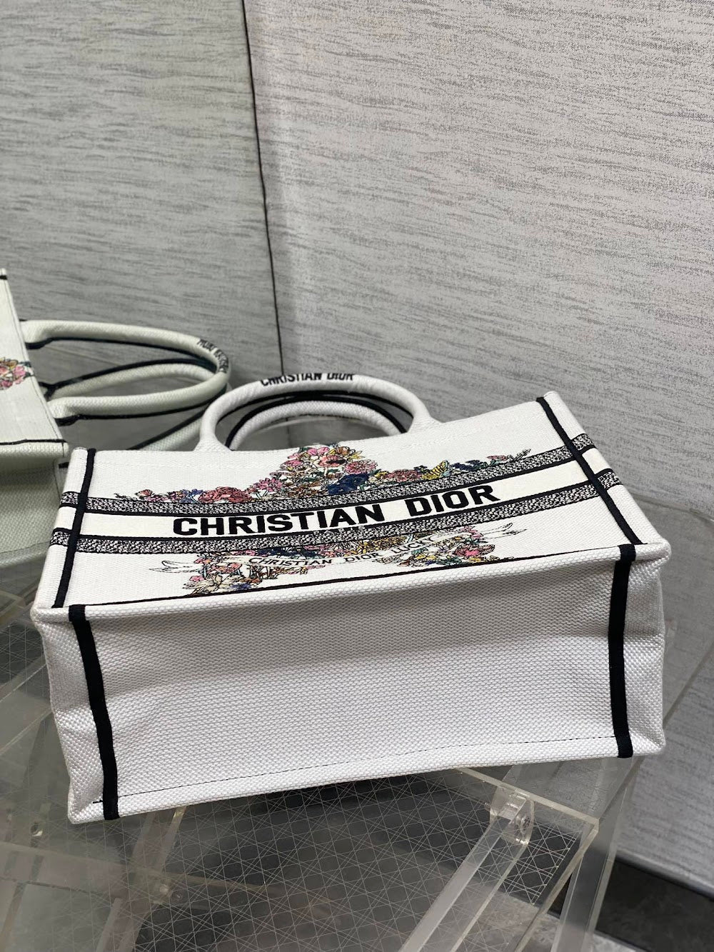 new-luxury-designer-bags-nm16863