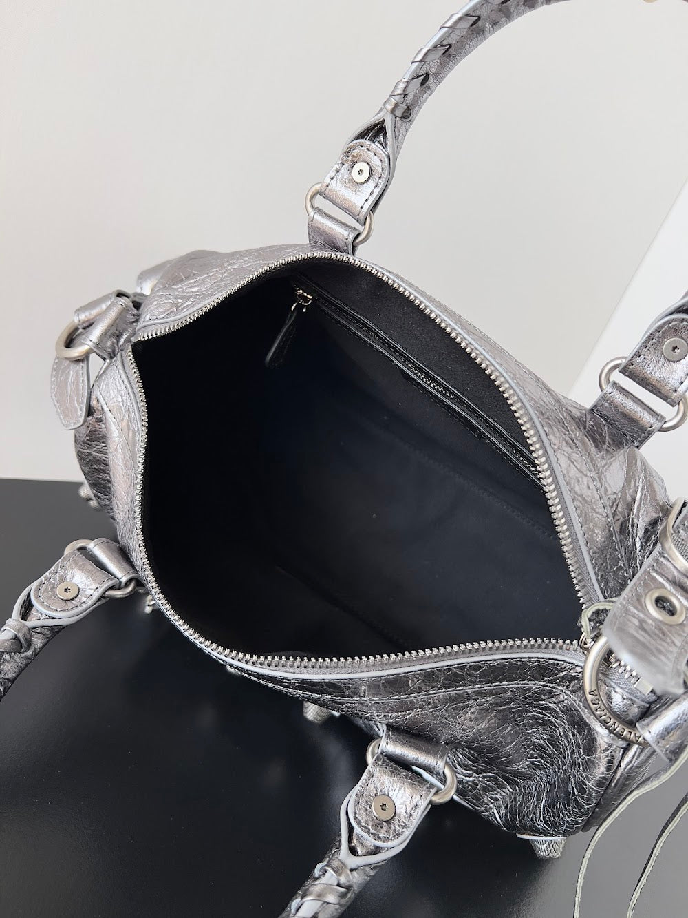 Ezyycart Bags Balenciaga Luxury Bag --111128