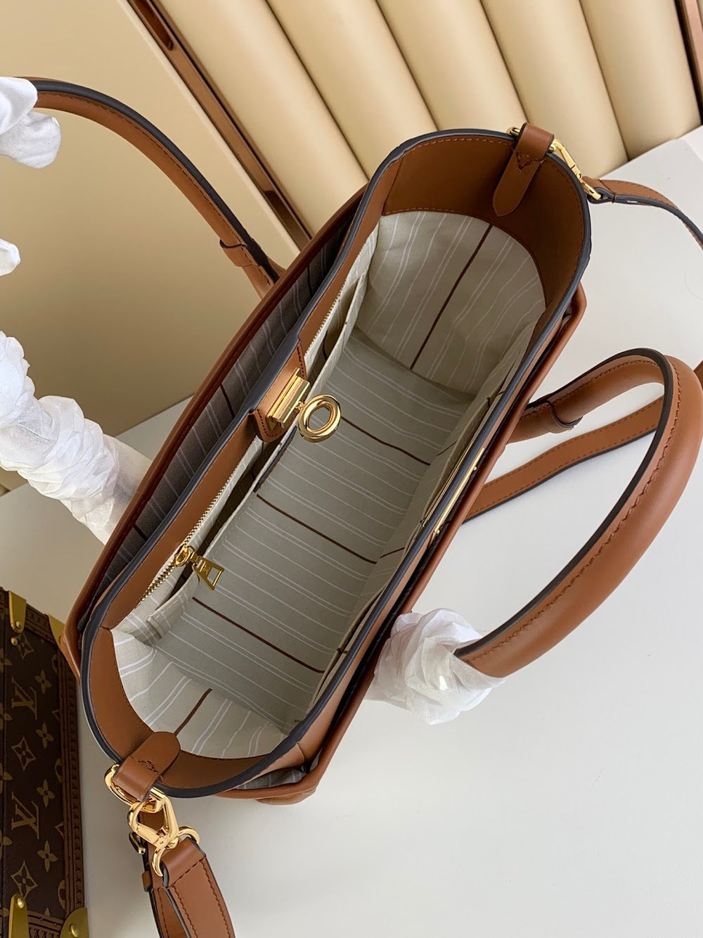 Anum Bags ln Luxury Bag --58951