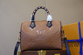 Anum Bags ln Luxury Bag --60148