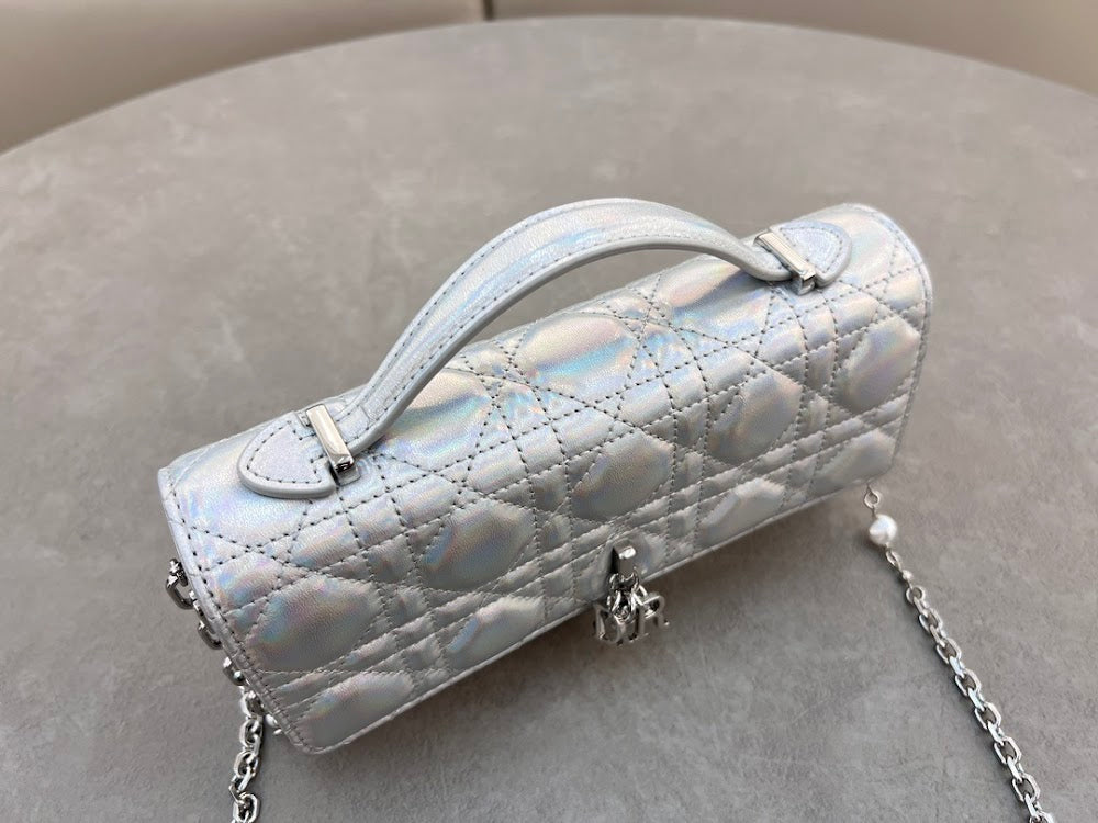 new-designer-premium-bags-nm16240