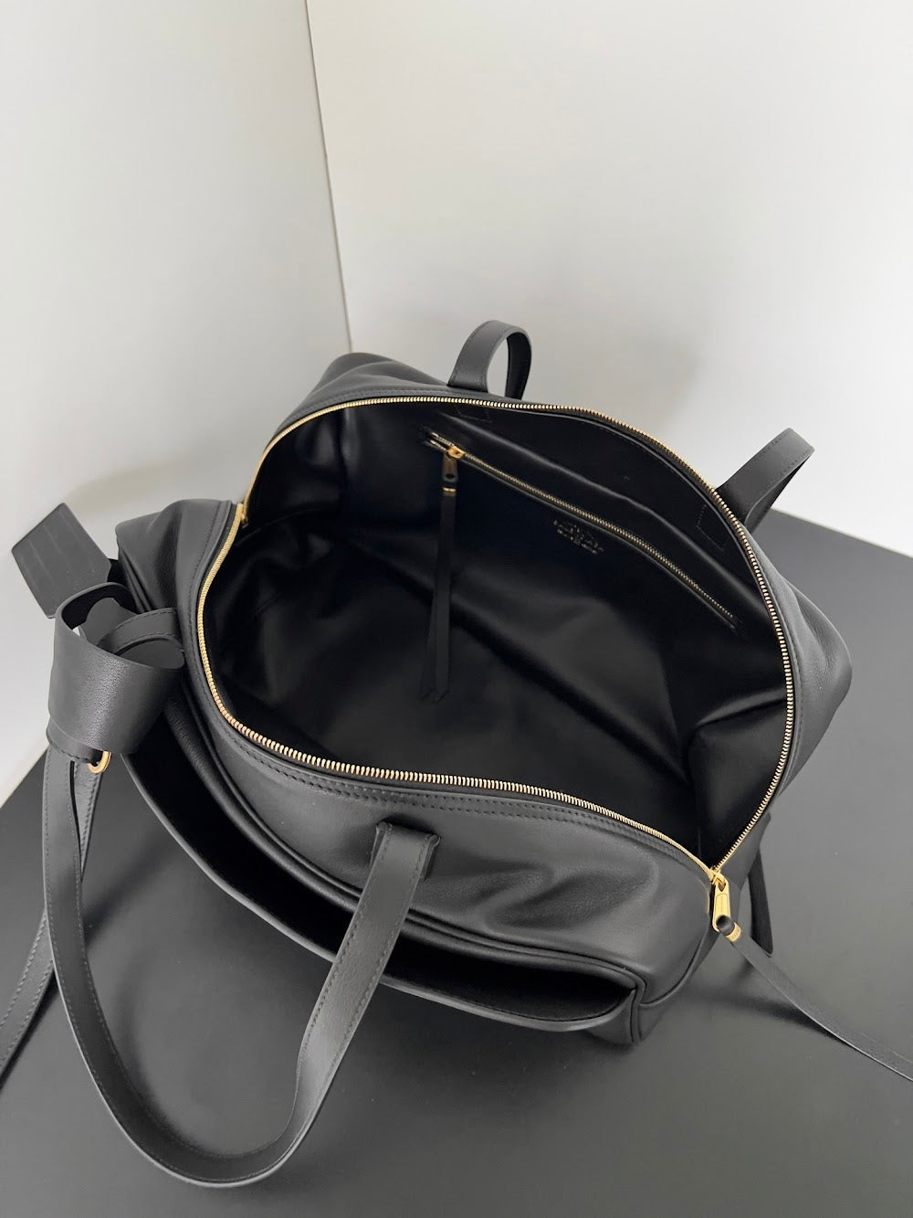 Ezyycart Bags Balenciaga Luxury Bag --111696