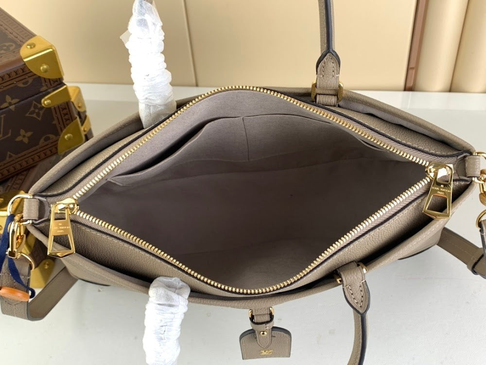 Anum Bags ln Luxury Bag --56744