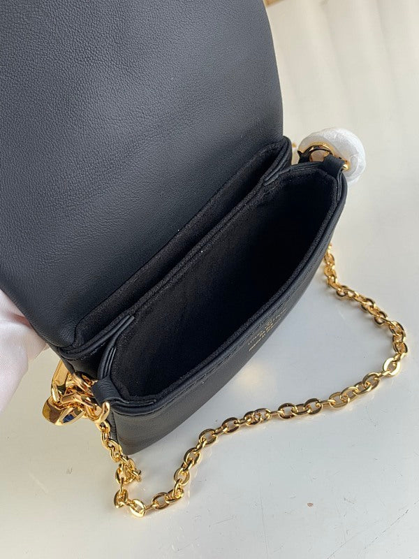 Anum Bags ln Luxury Bag --60944