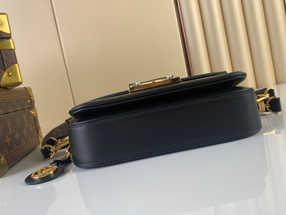 Anum Bags ln Luxury Bag --60830