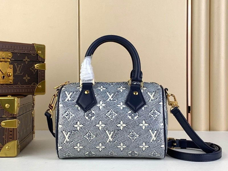 Anum Bags ln Luxury Bag --58717