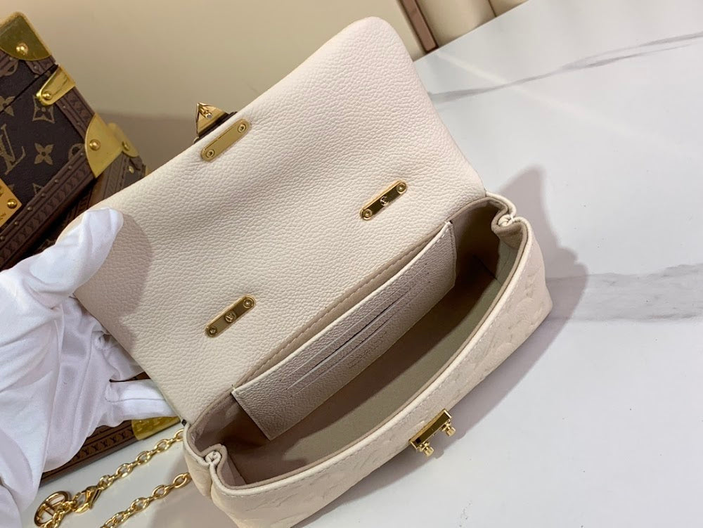 Anum Bags ln Luxury Bag --57748