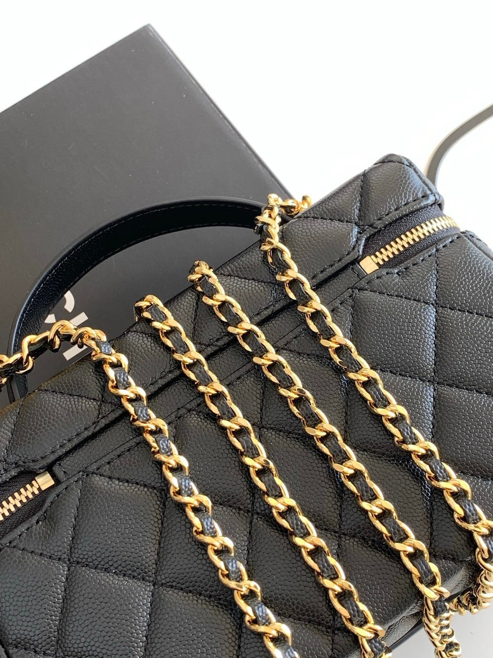 Anum Bags CHn Luxury Bag --113786