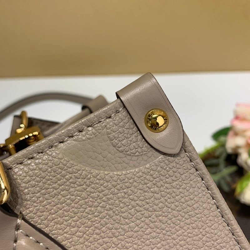 Anum Bags ln Luxury Bag --60313