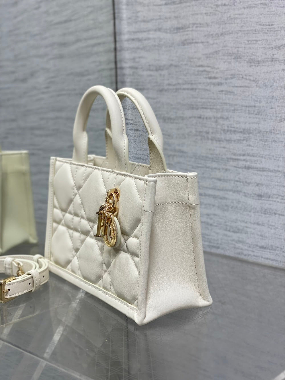 new-luxury-designer-bags-nm15854