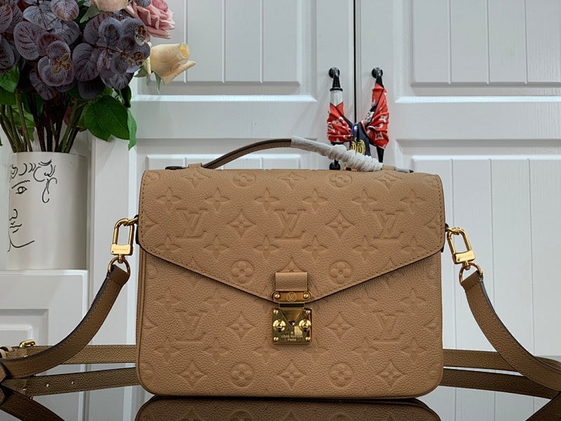 Anum Bags ln Luxury Bag --59664
