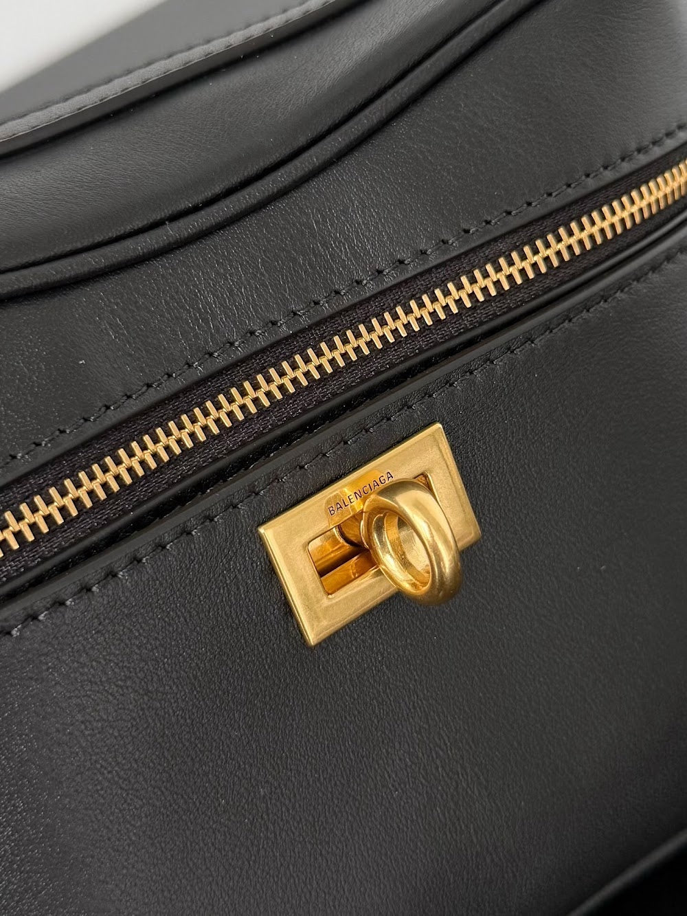 Ezyycart Bags Balenciaga Luxury Bag --111322
