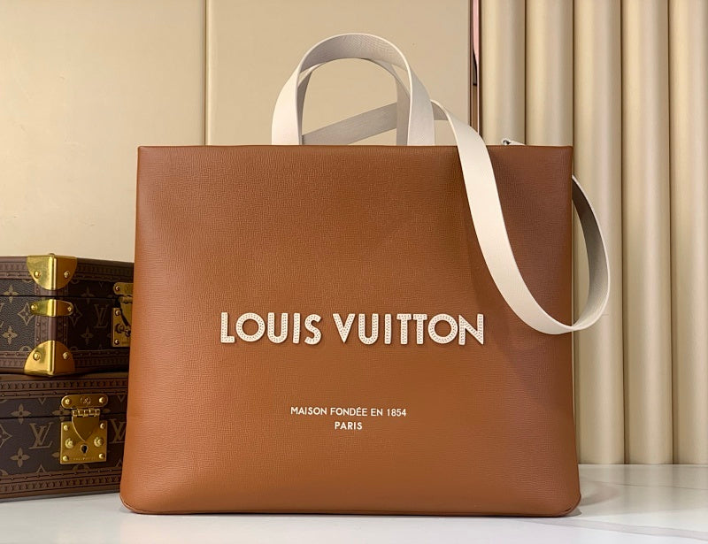 Anum Bags ln Luxury Bag --56035
