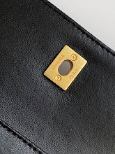 new-luxury-designer-bags-nm6242