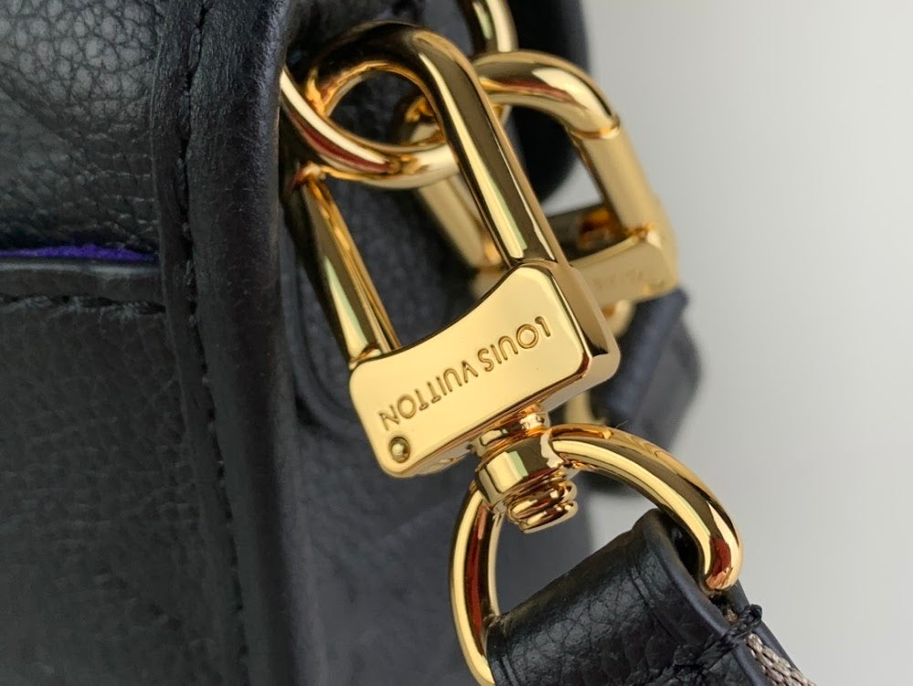 Anum Bags ln Luxury Bag --56605