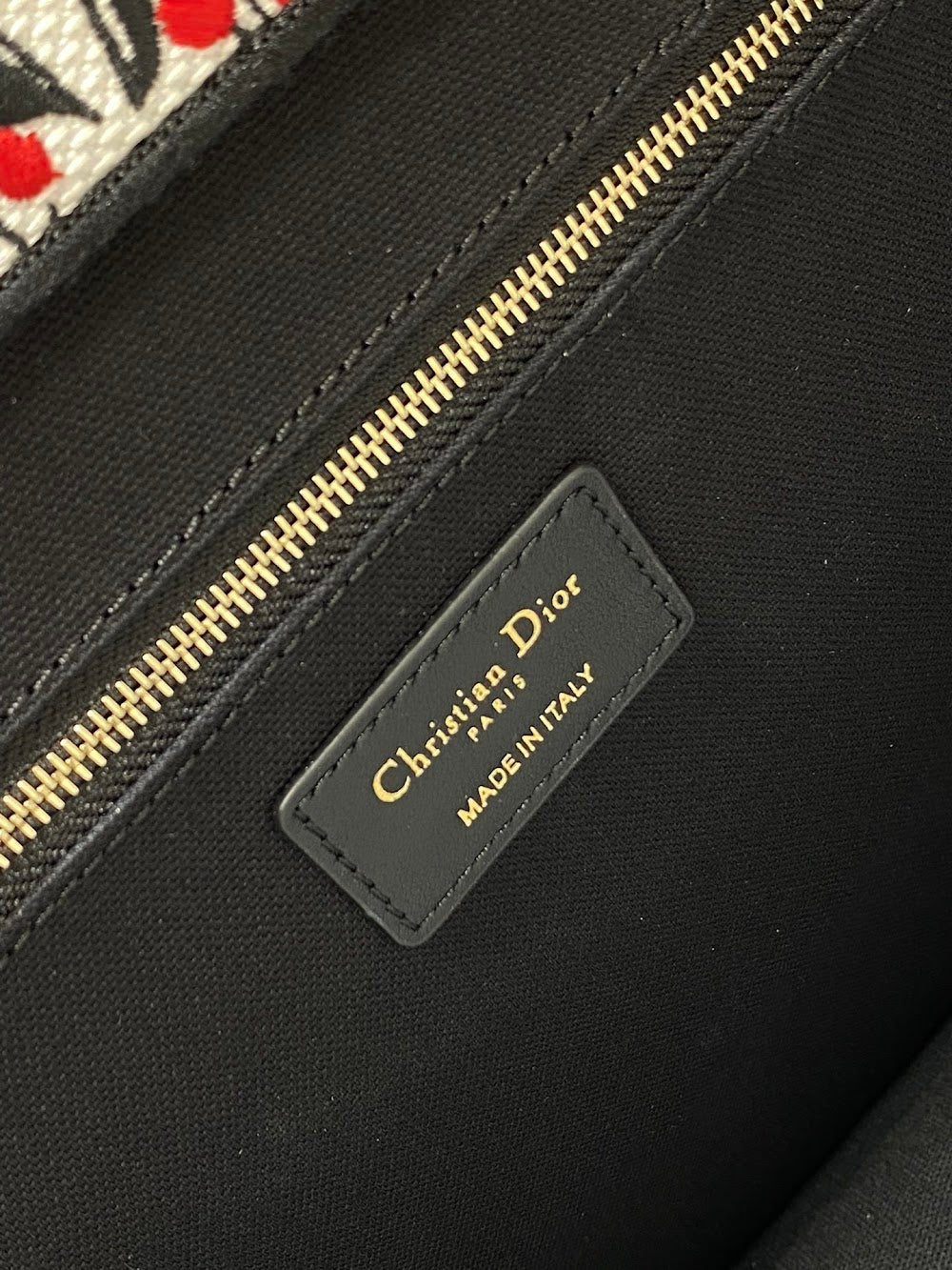 new-luxury-designer-bags-nm16080