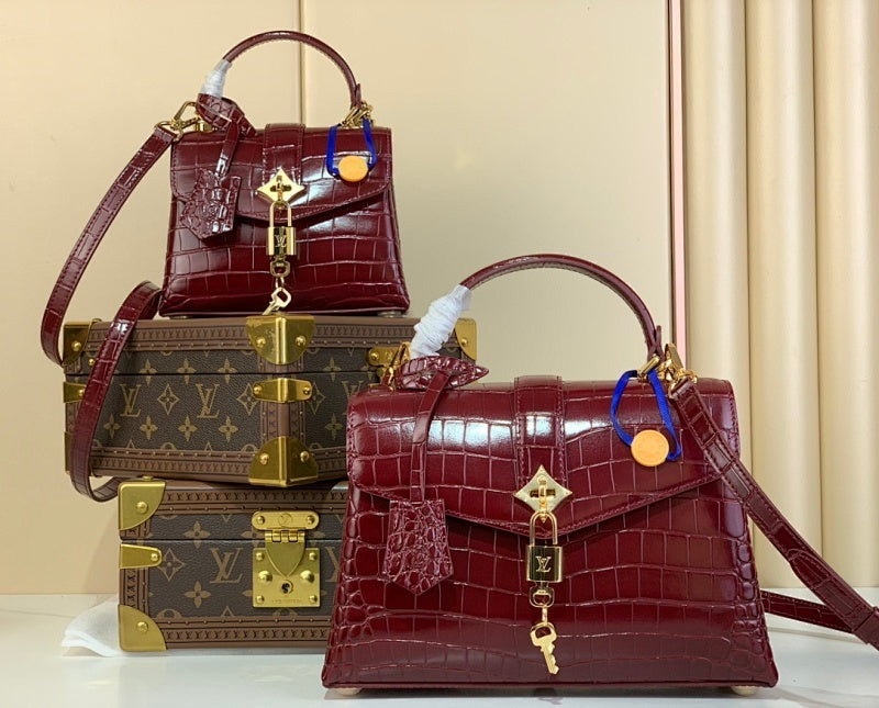 Anum Bags ln Luxury Bag --58738