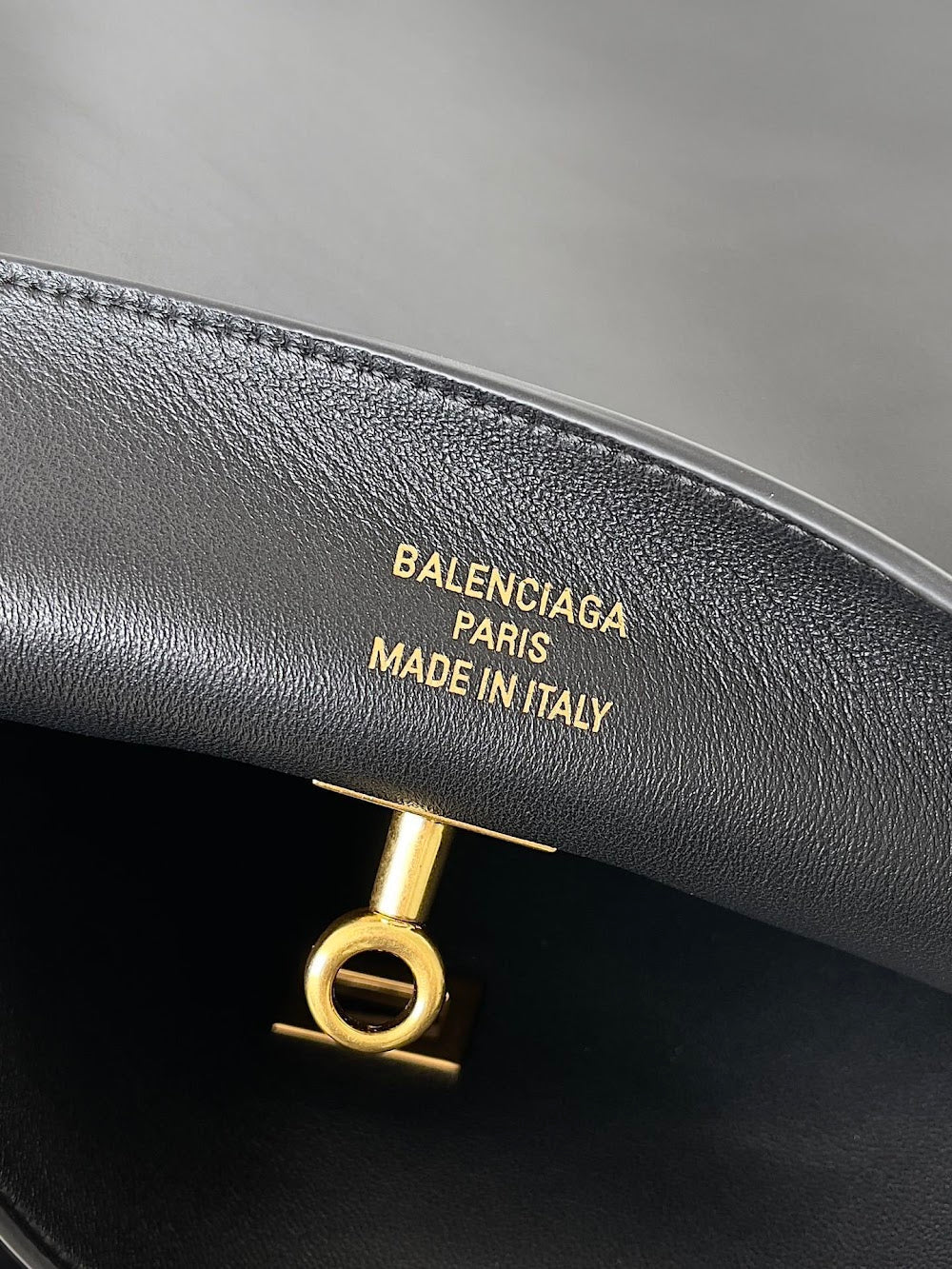 Ezyycart Bags Balenciaga Luxury Bag --111747