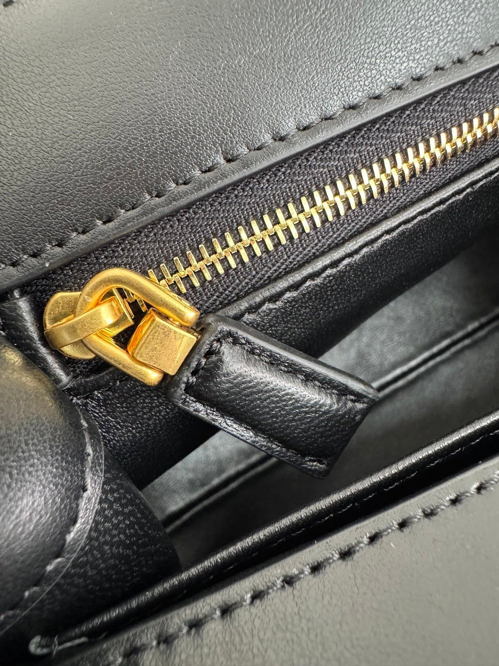Ezyycart Bags Pradn Luxury Bag --101480