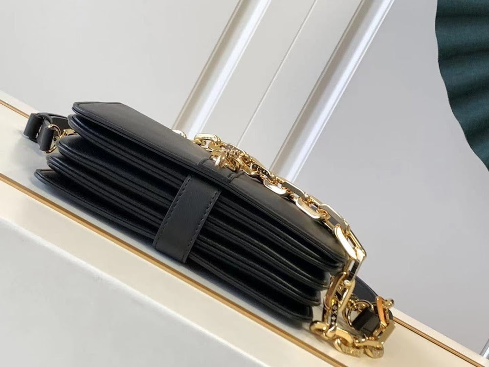 Anum Bags ln Luxury Bag --60058