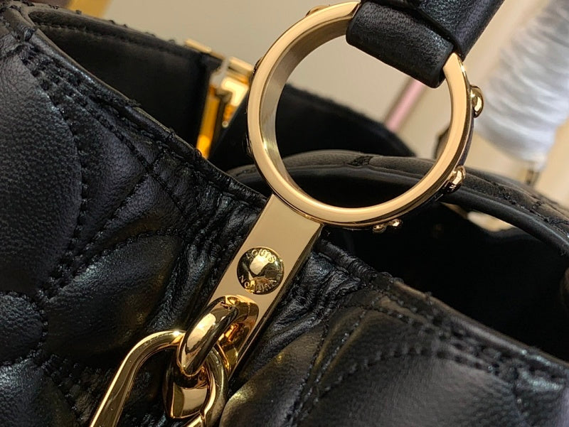 Anum Bags ln Luxury Bag --58816