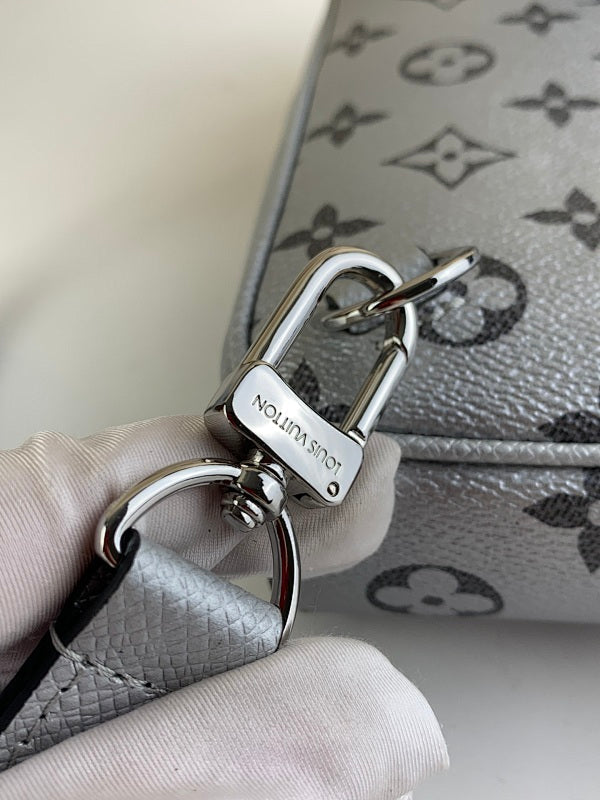 Anum Bags ln Luxury Bag --60974