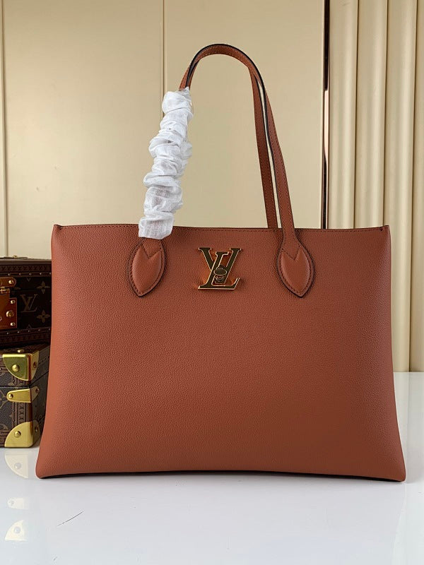 Anum Bags ln Luxury Bag --60846